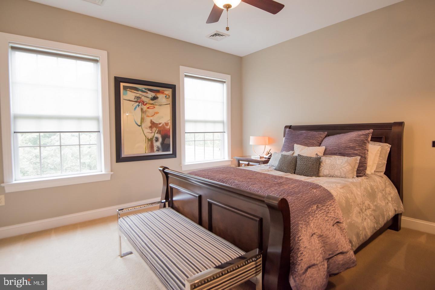 EDISON WOODS - Residential