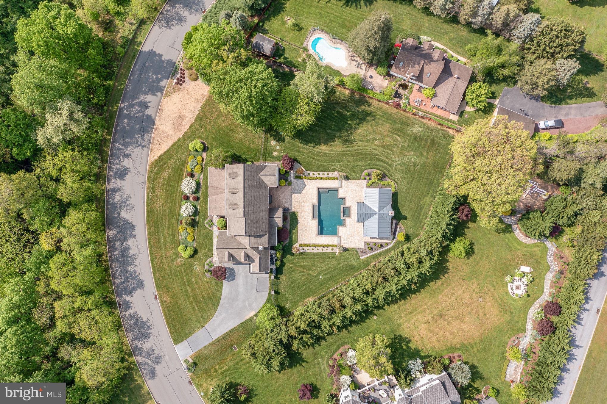 EDISON WOODS - Residential