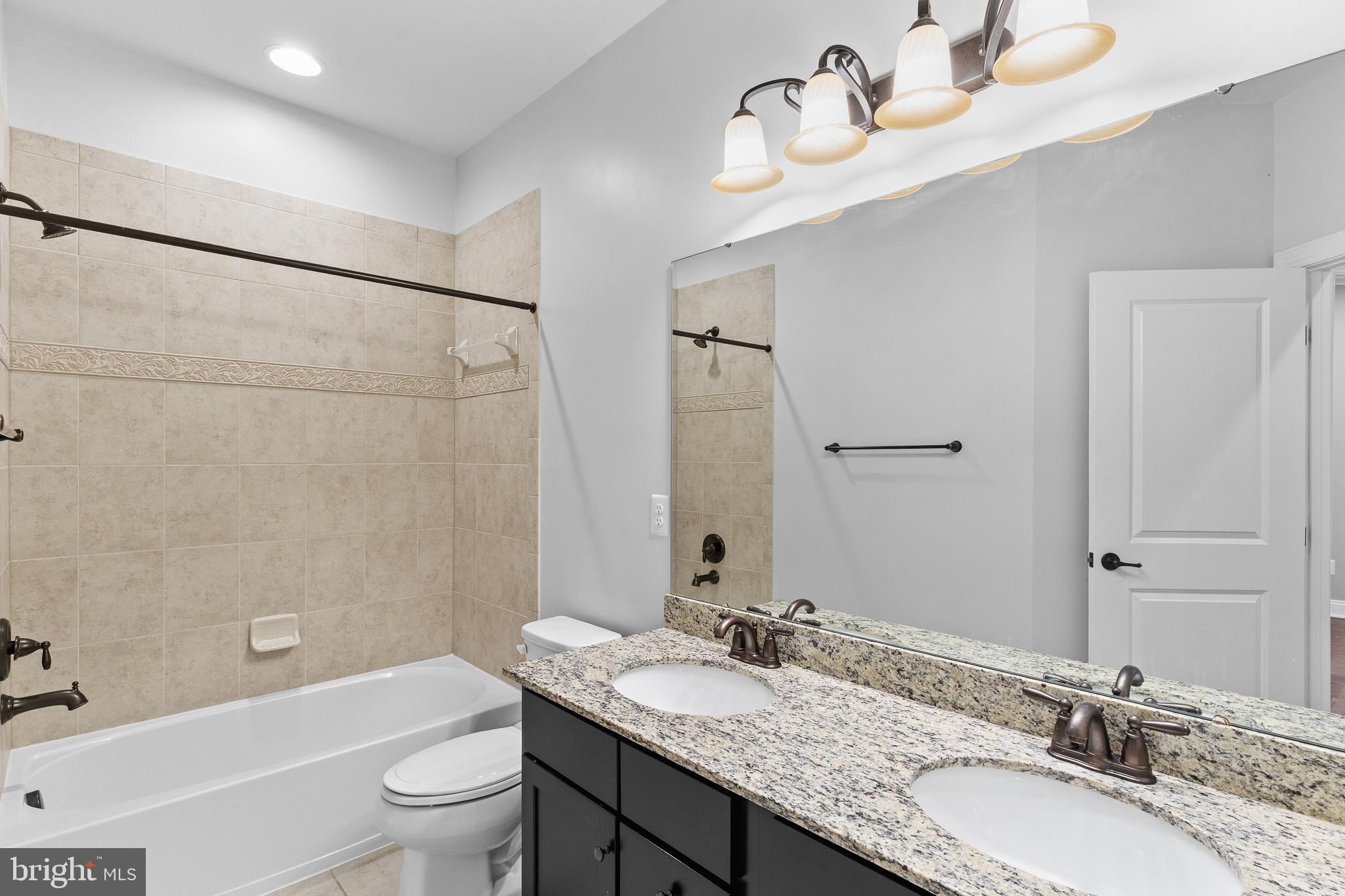 HEATHCOTE COMMONS CONDOMINIUMS - Residential