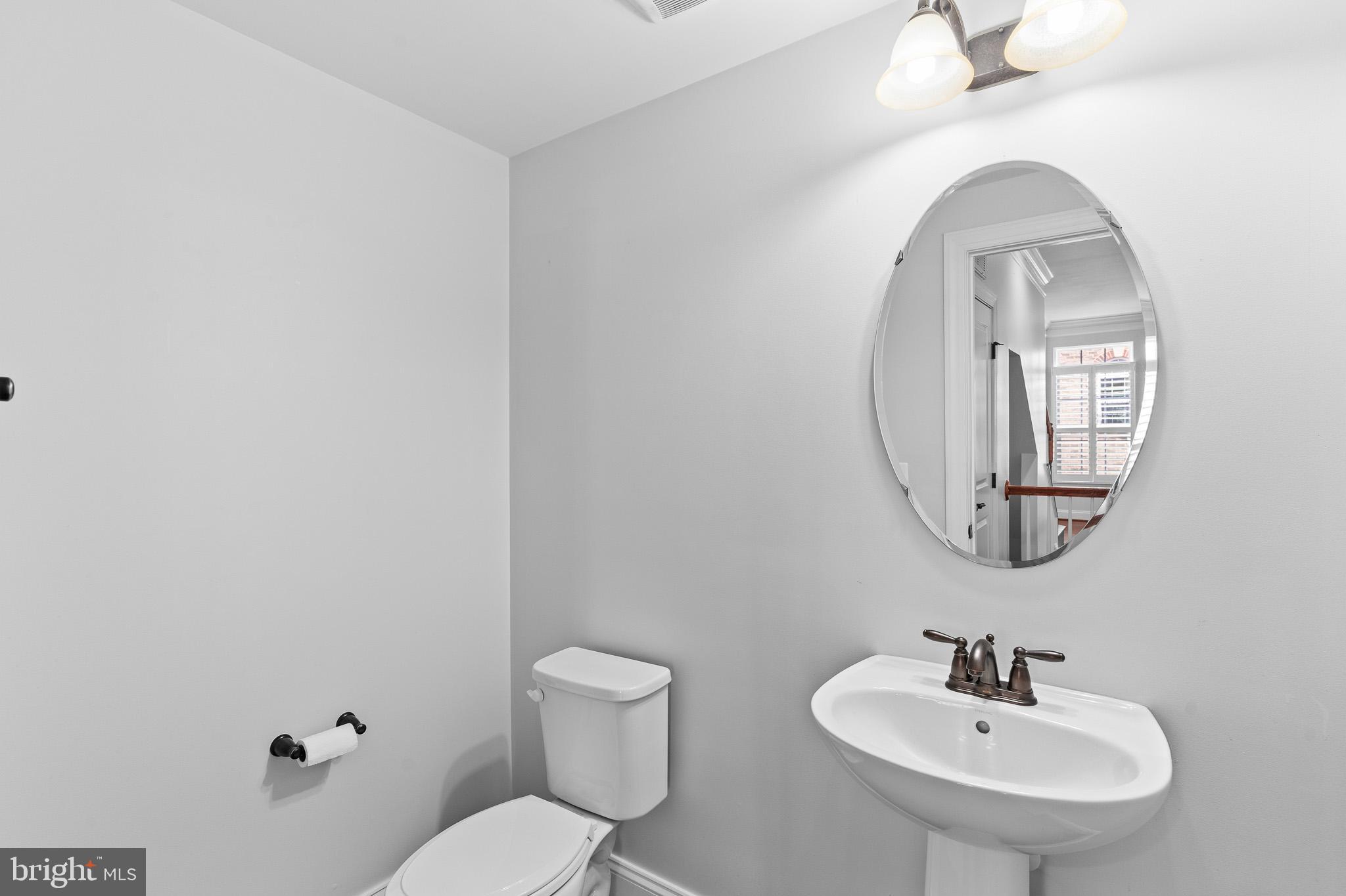 HEATHCOTE COMMONS CONDOMINIUMS - Residential