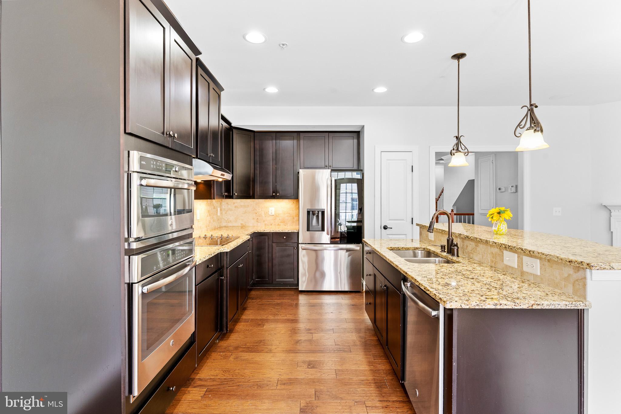 HEATHCOTE COMMONS CONDOMINIUMS - Residential