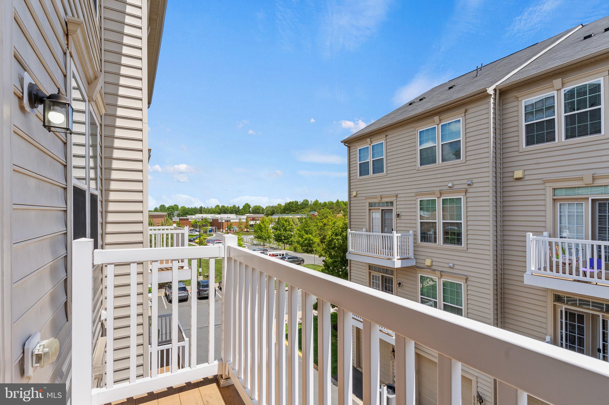 HEATHCOTE COMMONS CONDOMINIUMS - Residential