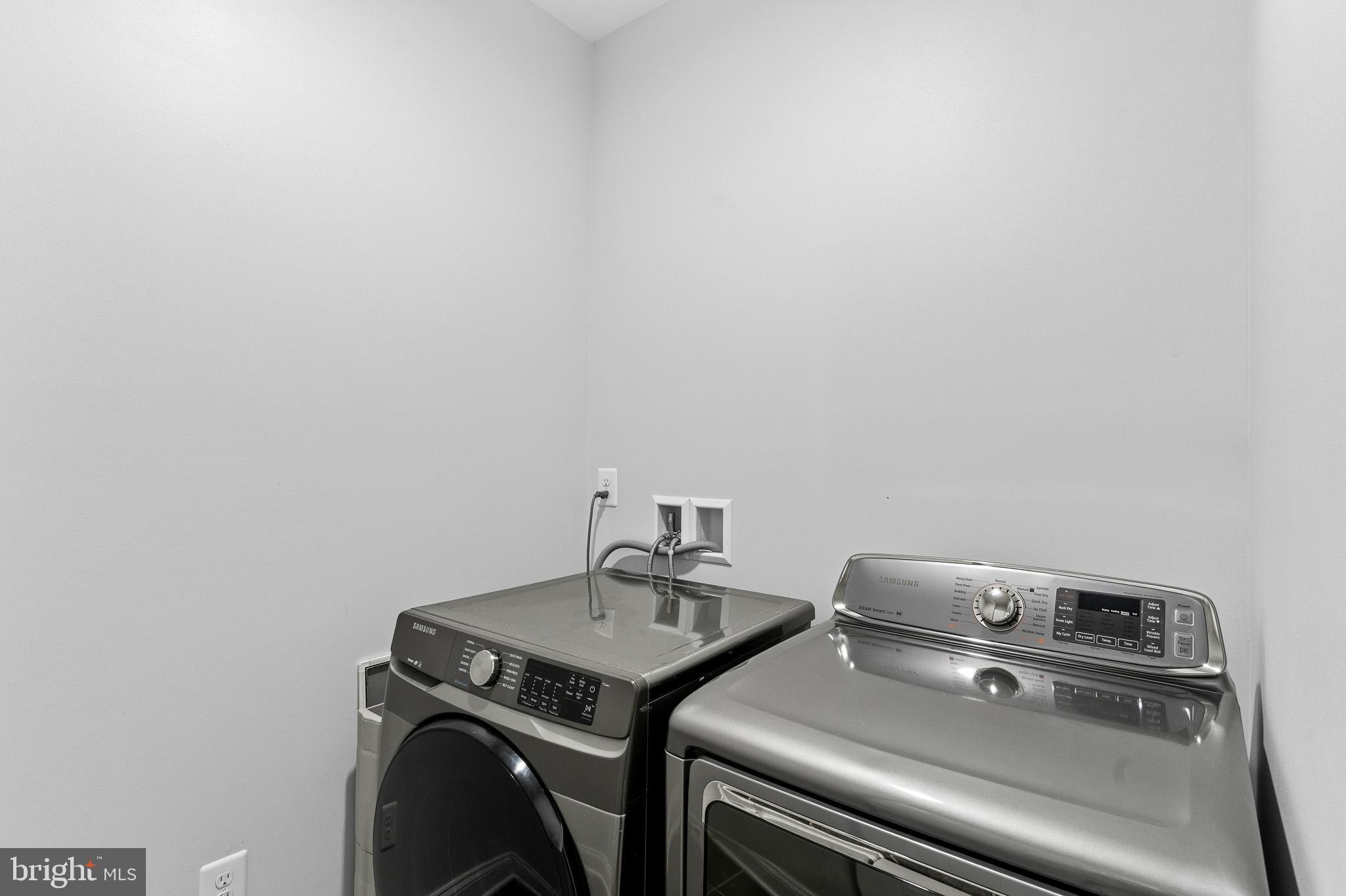 HEATHCOTE COMMONS CONDOMINIUMS - Residential