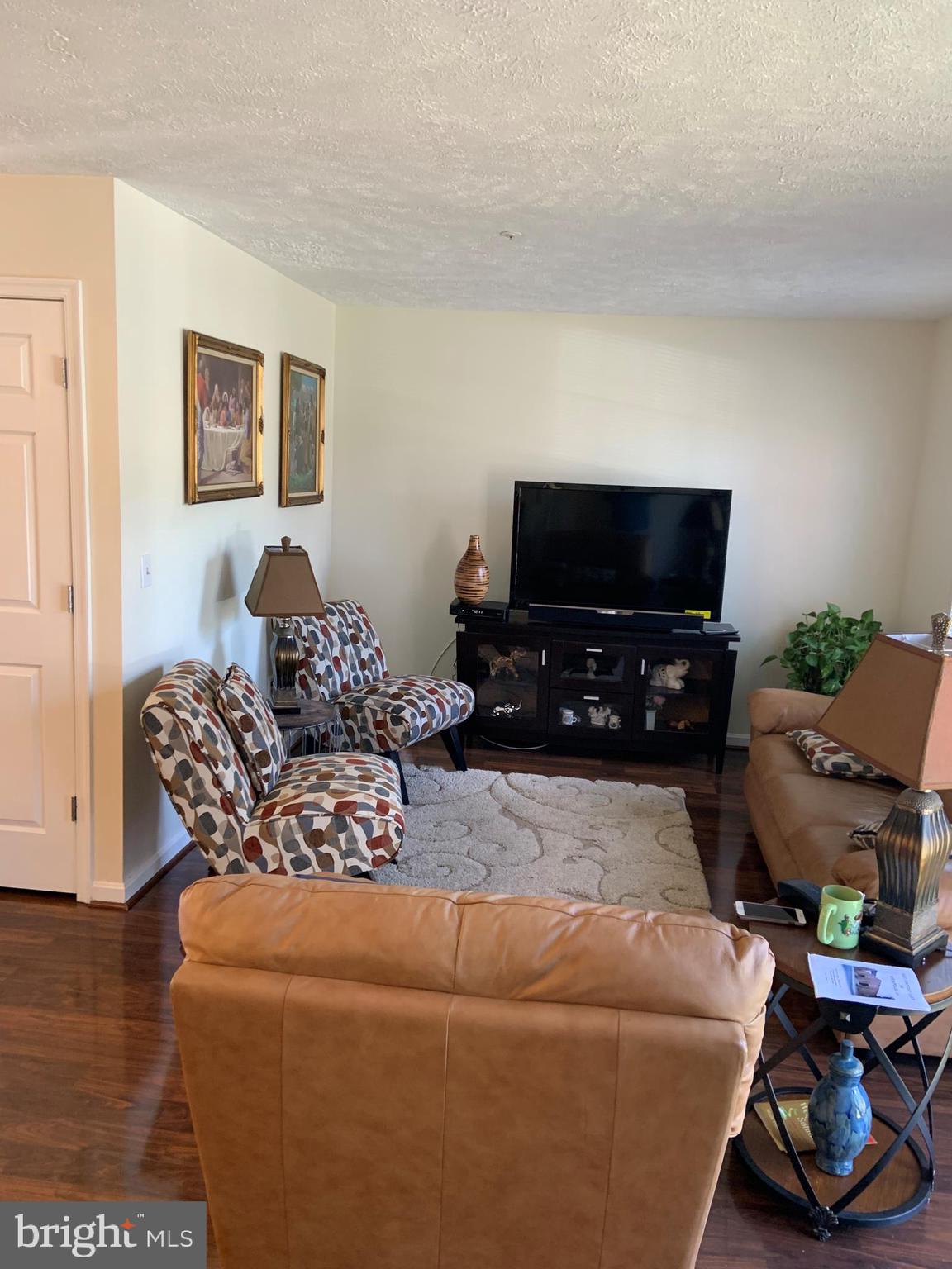 OXFORD LANDING - Residential