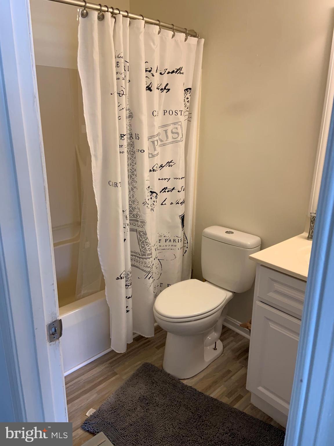 OXFORD LANDING - Residential