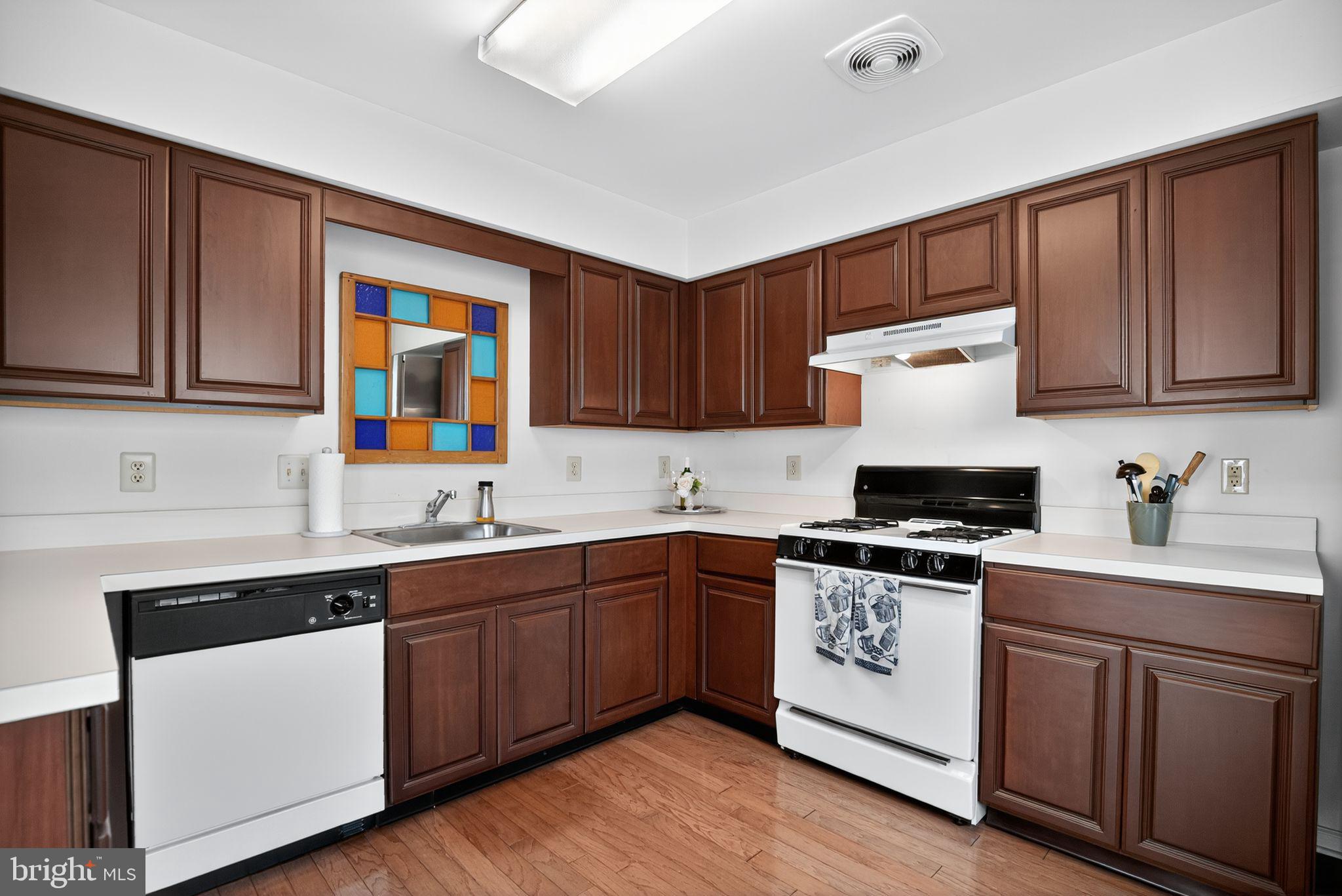 RIVERFRONT - Residential