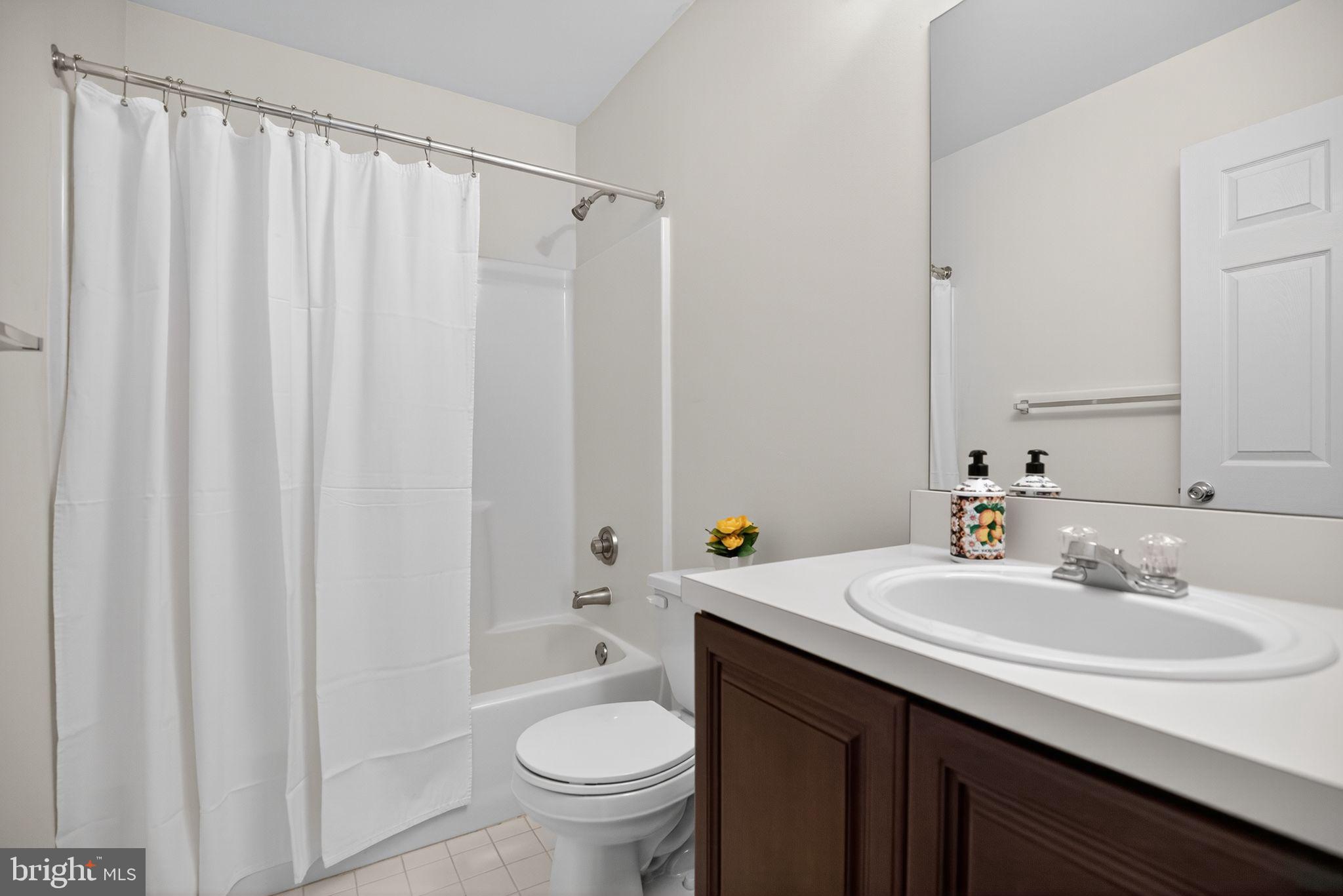 RIVERFRONT - Residential