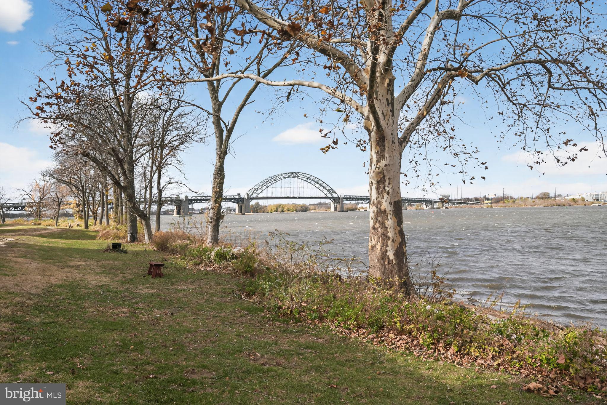 5409 RIVERFRONT DRIVE