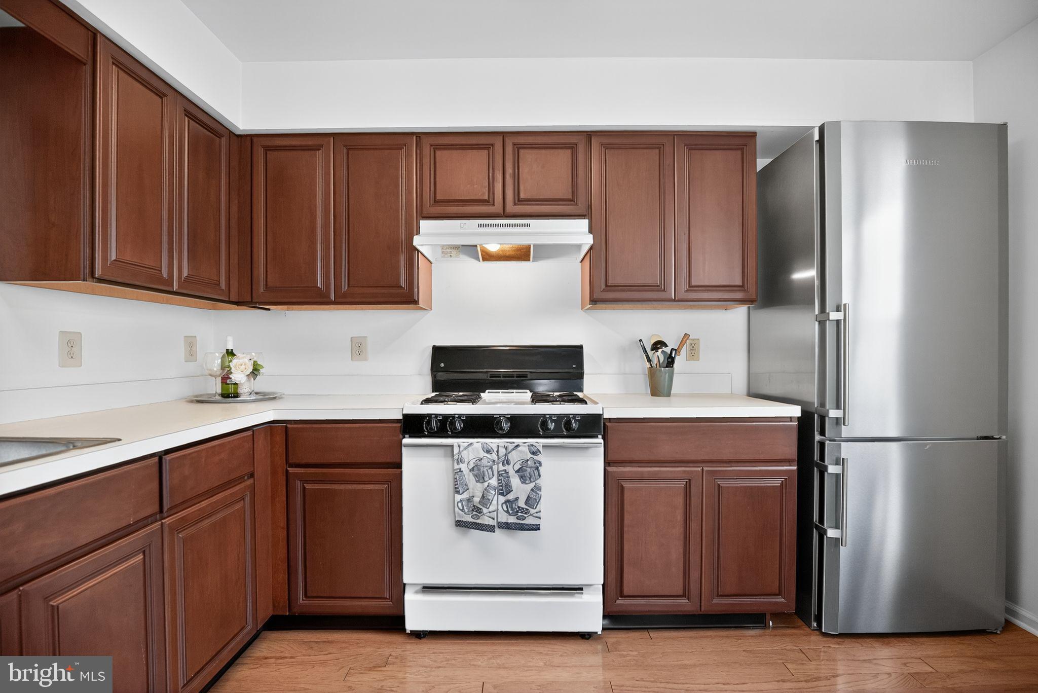 RIVERFRONT - Residential