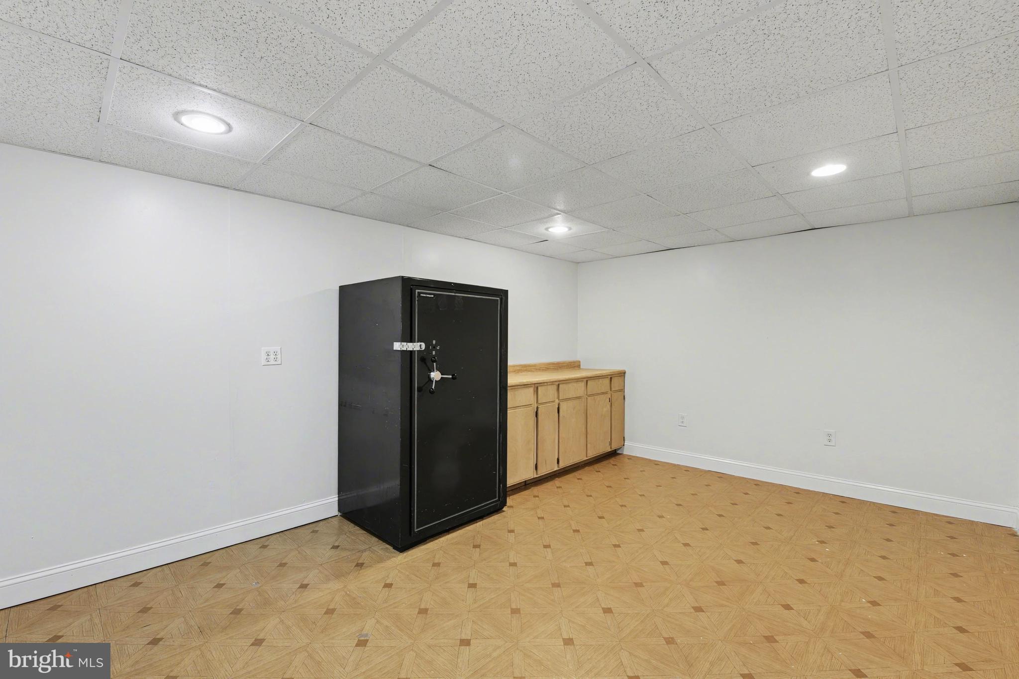 HONEYSUCKLE HOLLOW - Residential