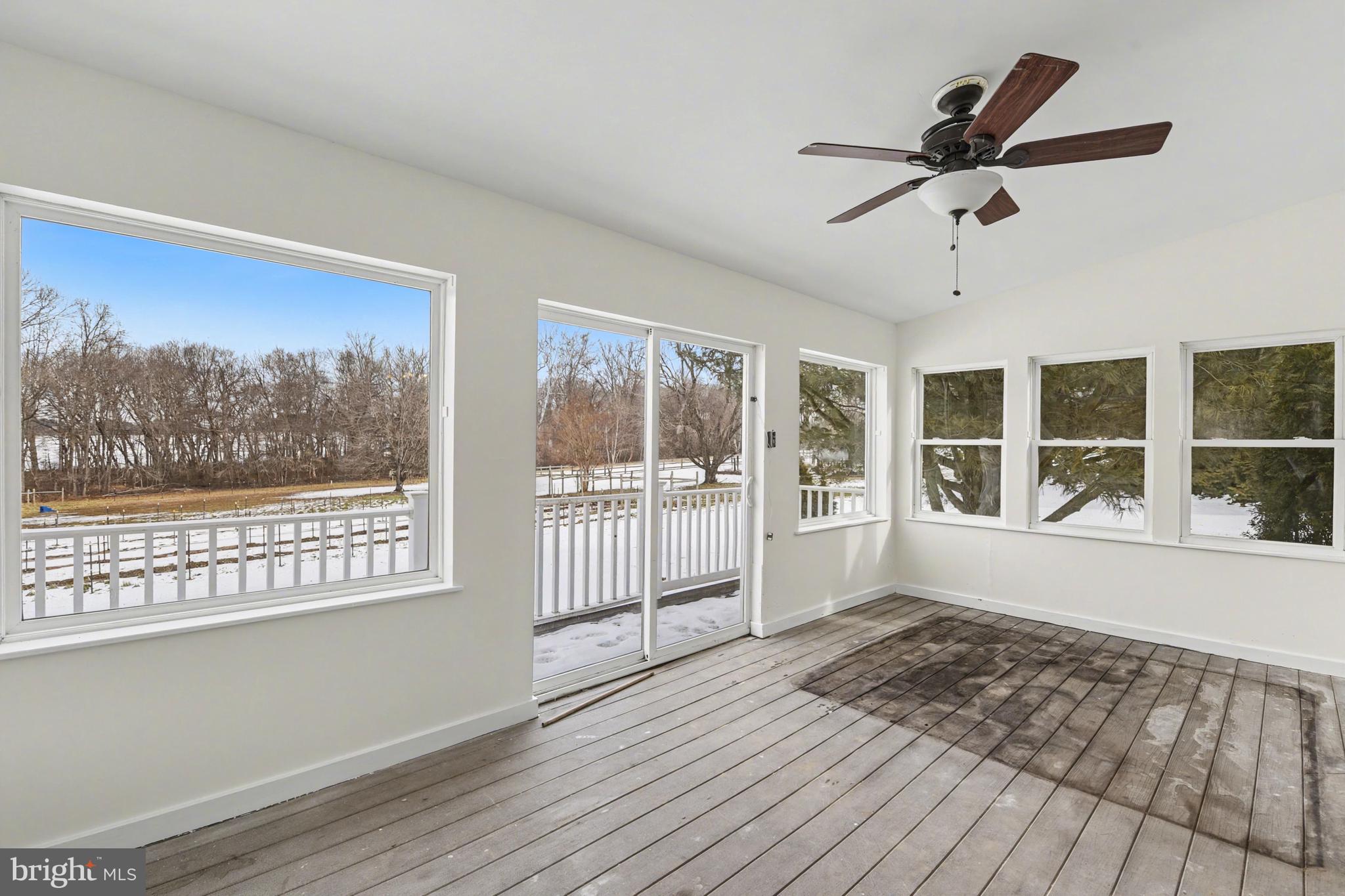 HONEYSUCKLE HOLLOW - Residential