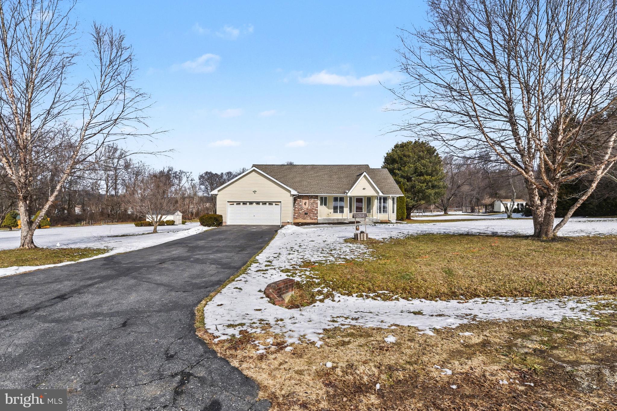 HONEYSUCKLE HOLLOW - Residential