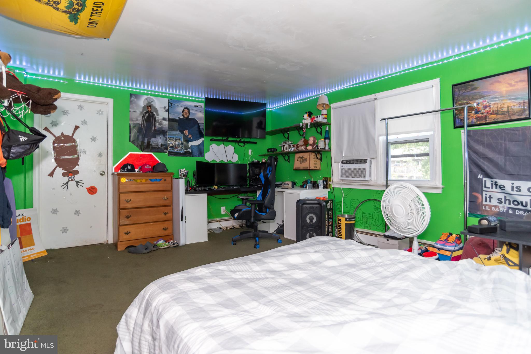 HIGHLAND VIEW - Residential