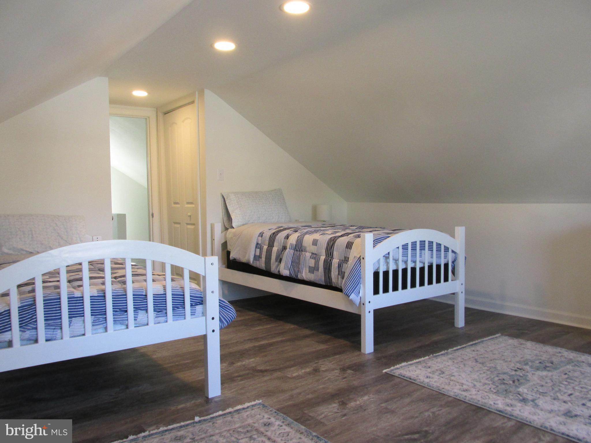 EAST CAMBRIDGE - Residential