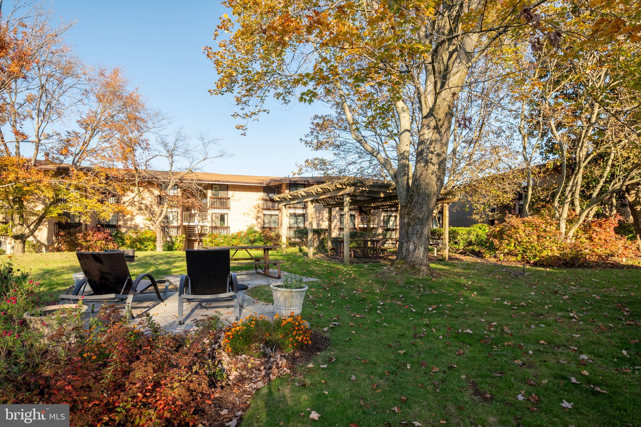 SEVERN HOUSE - Residential