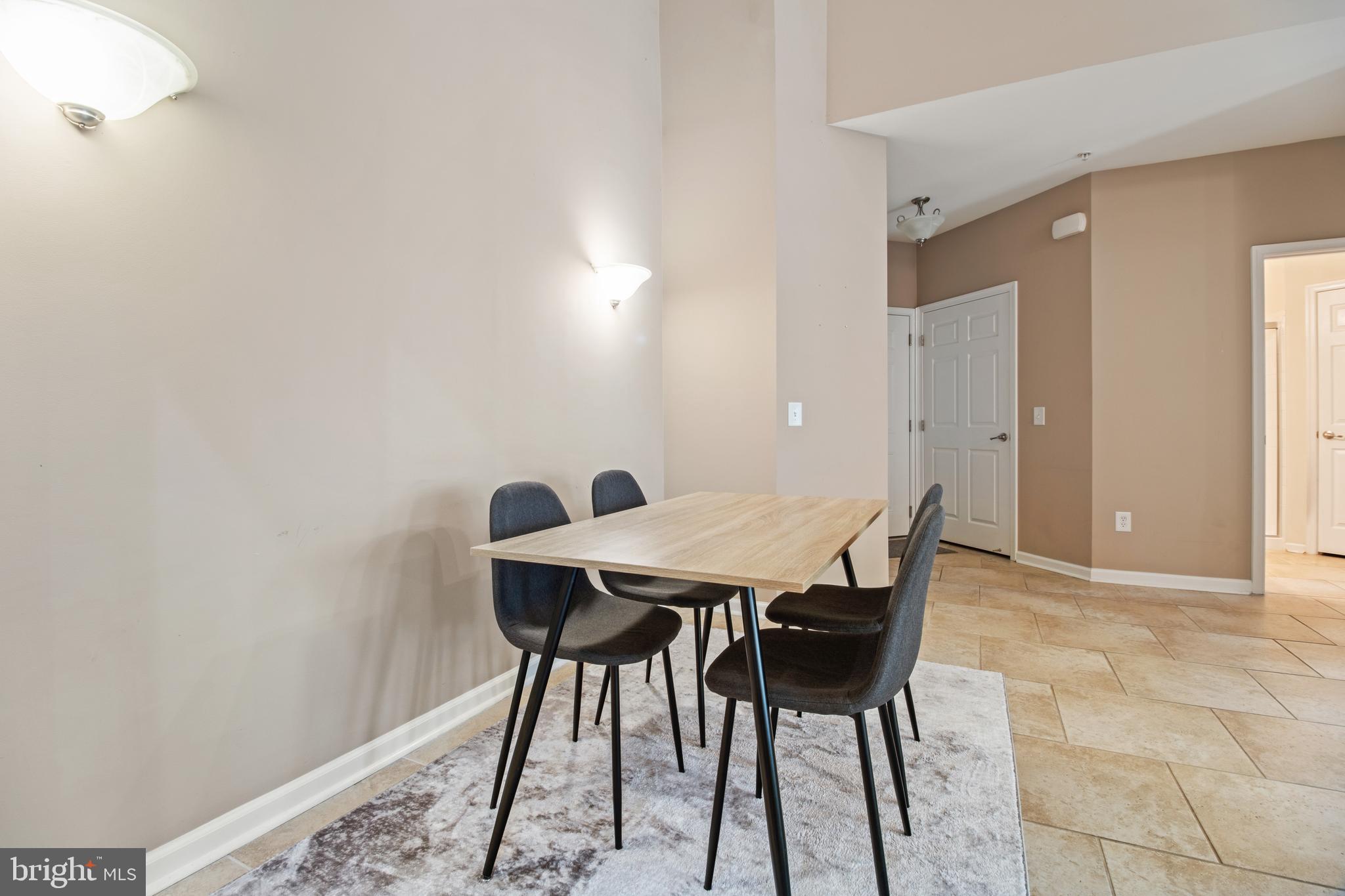 STONEY RUN - Residential