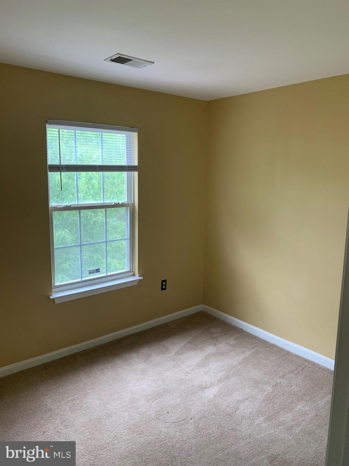 CRISPIN WOODS - Residential Lease