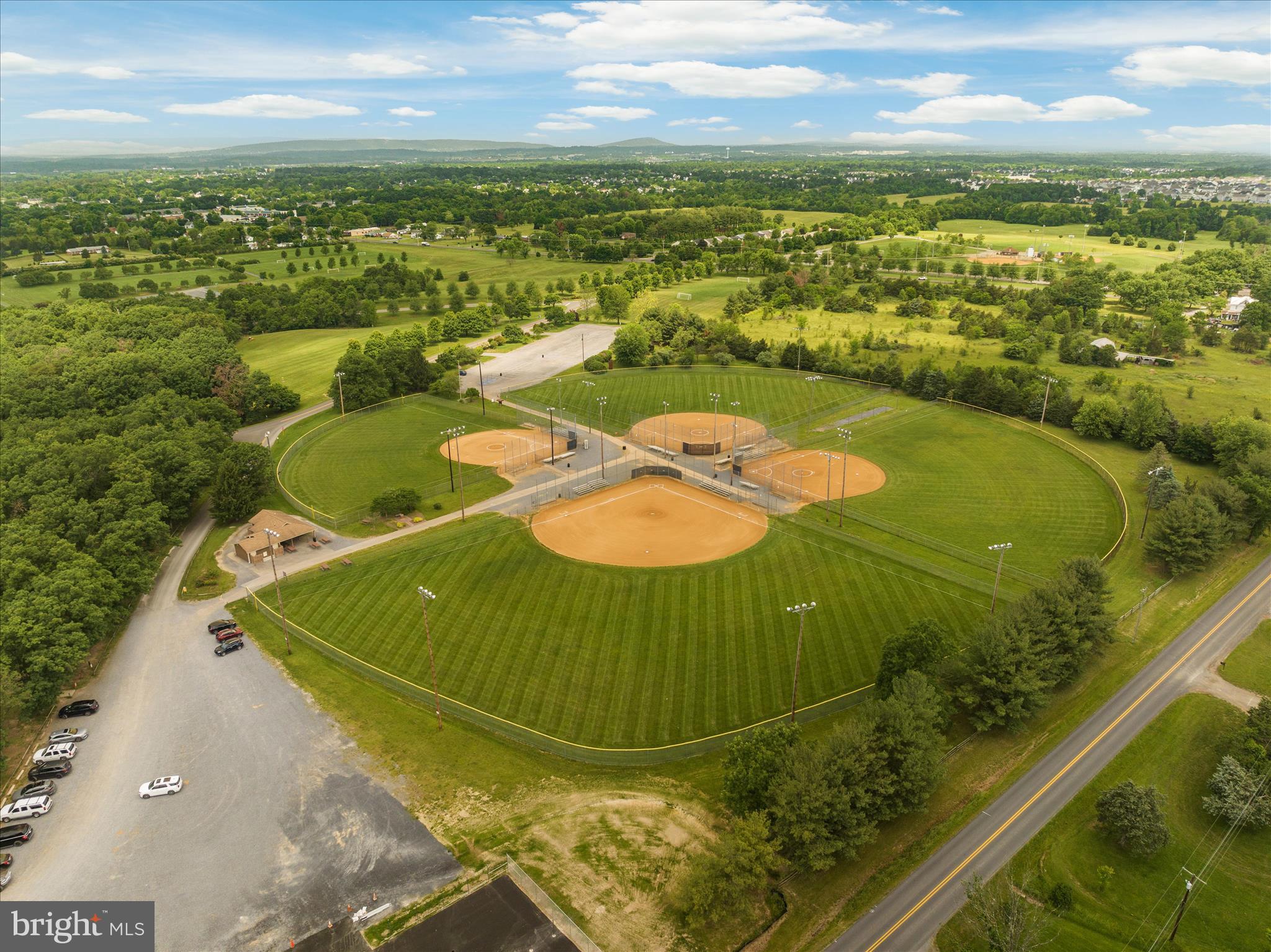 SOUTHERN HILLS - Residential