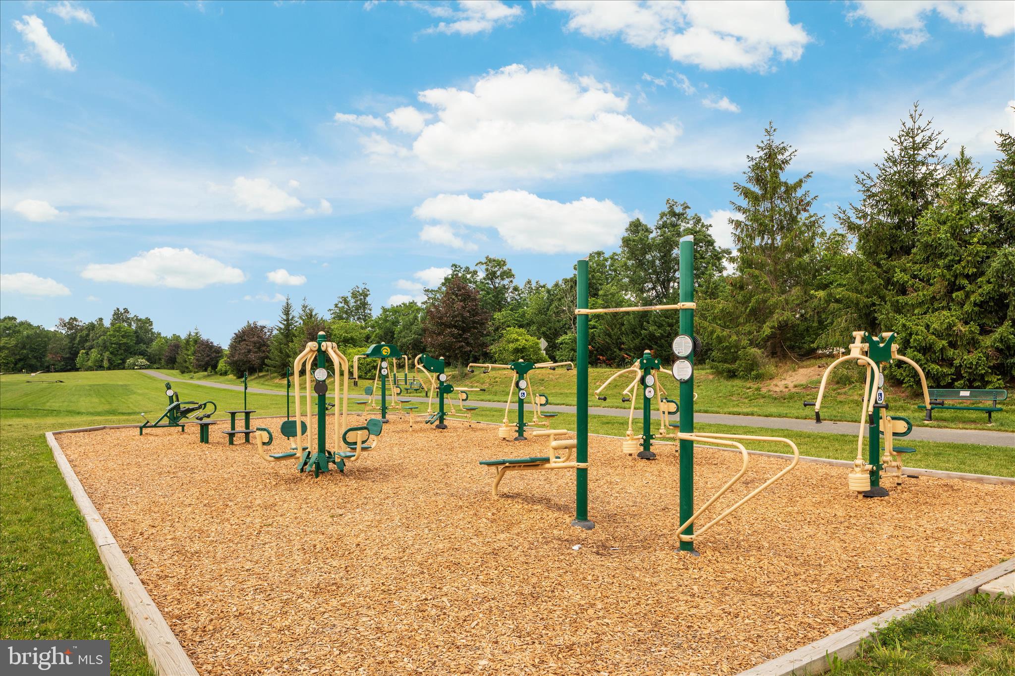 SOUTHERN HILLS - Residential