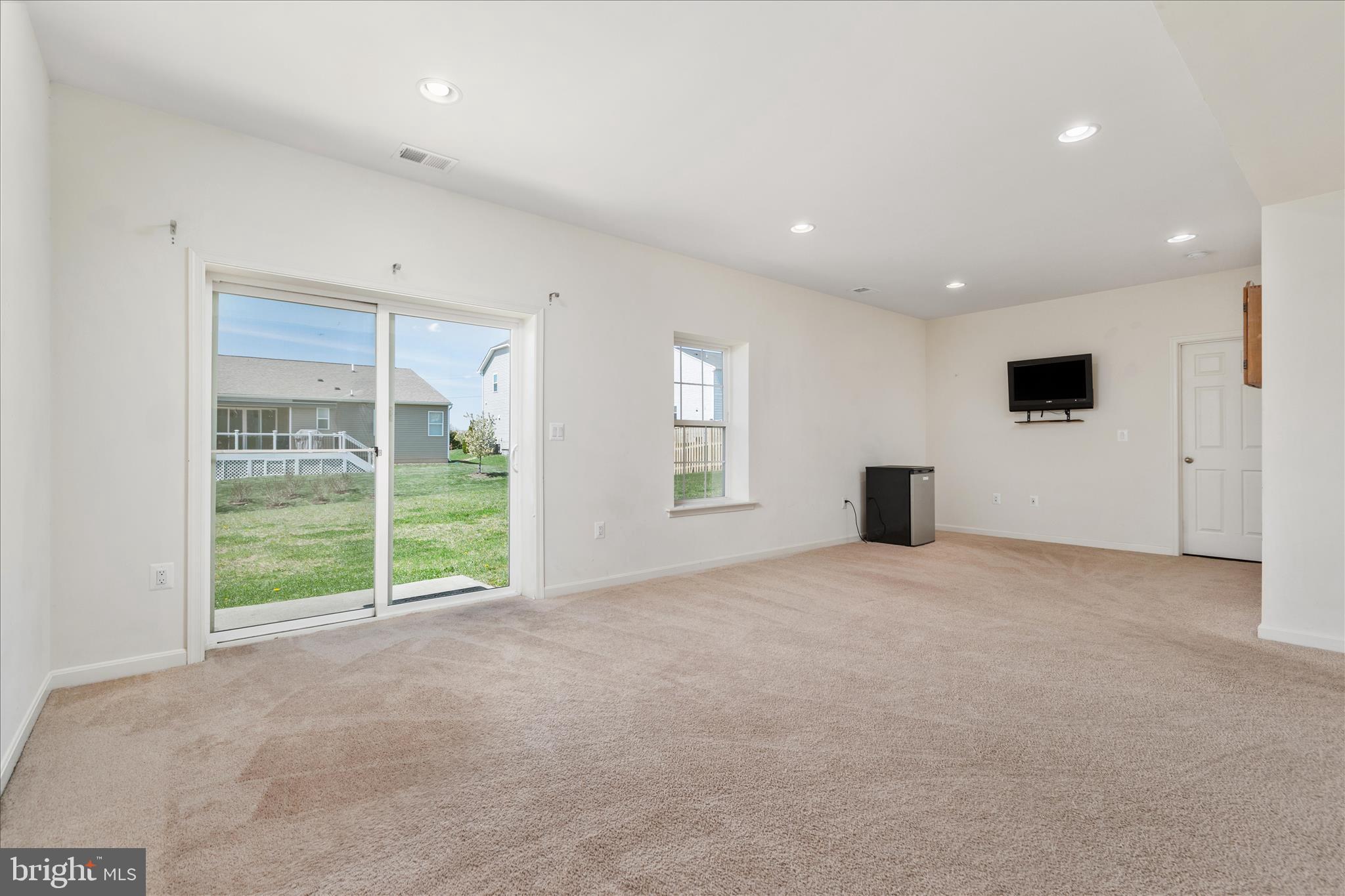 SOUTHERN HILLS - Residential