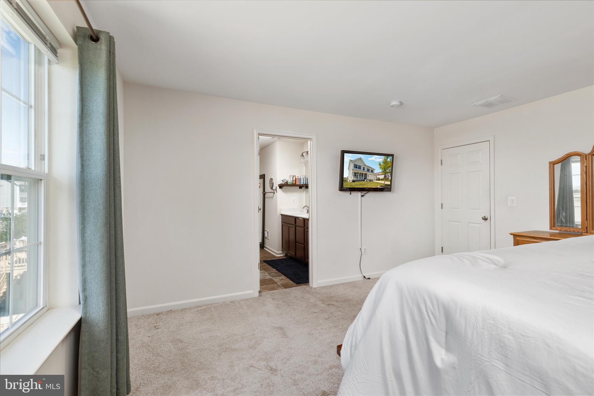 SOUTHERN HILLS - Residential