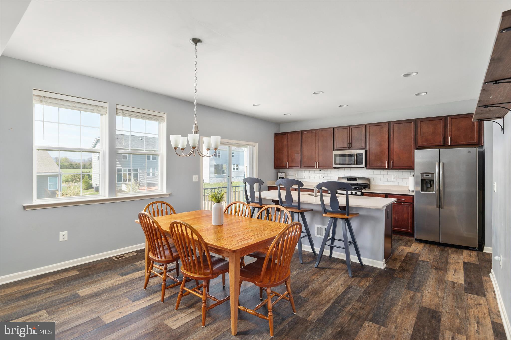 SOUTHERN HILLS - Residential