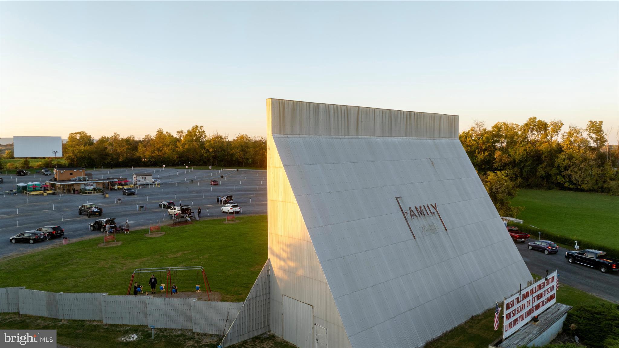 SOUTHERN HILLS - Residential