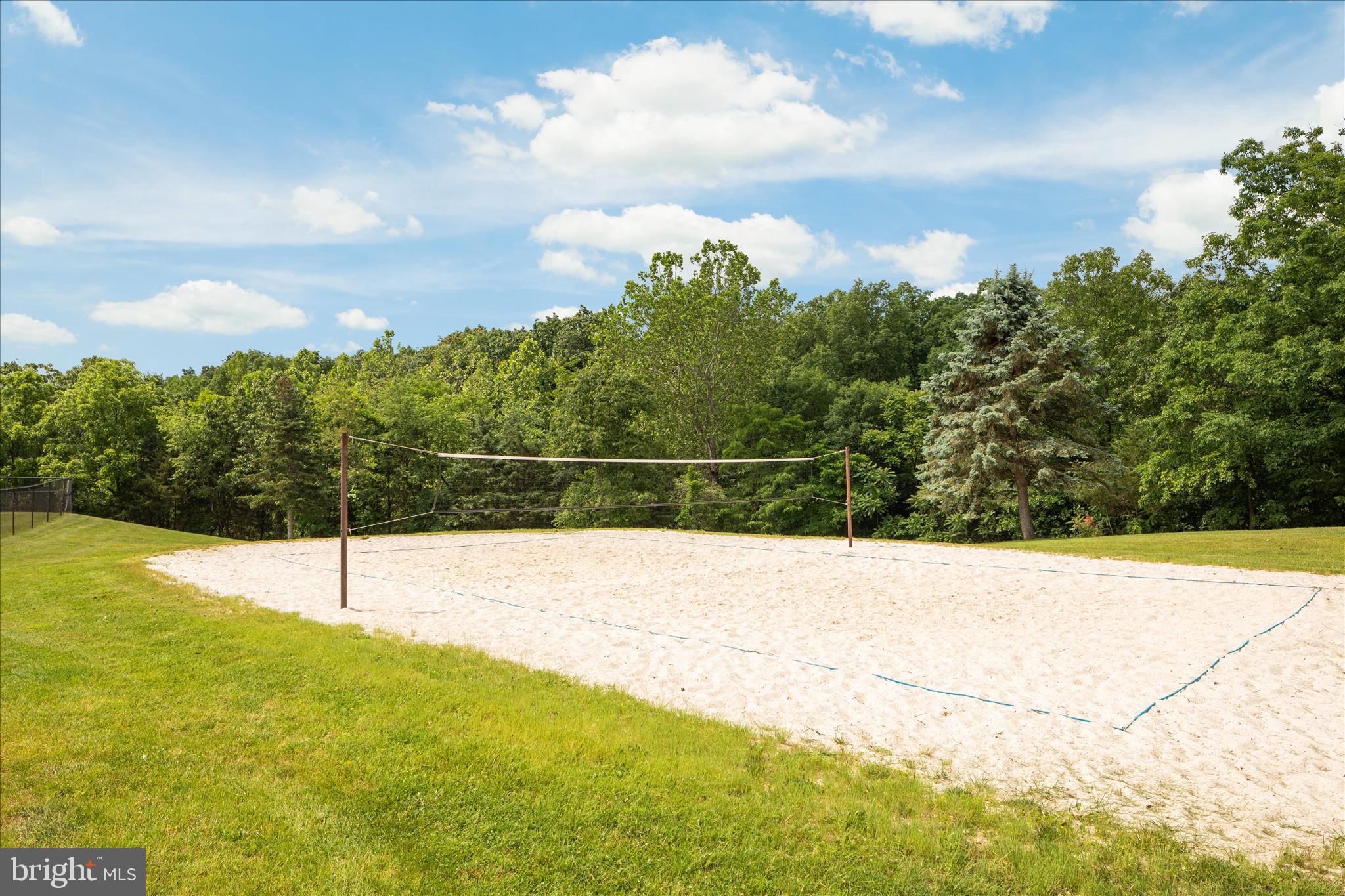 SOUTHERN HILLS - Residential