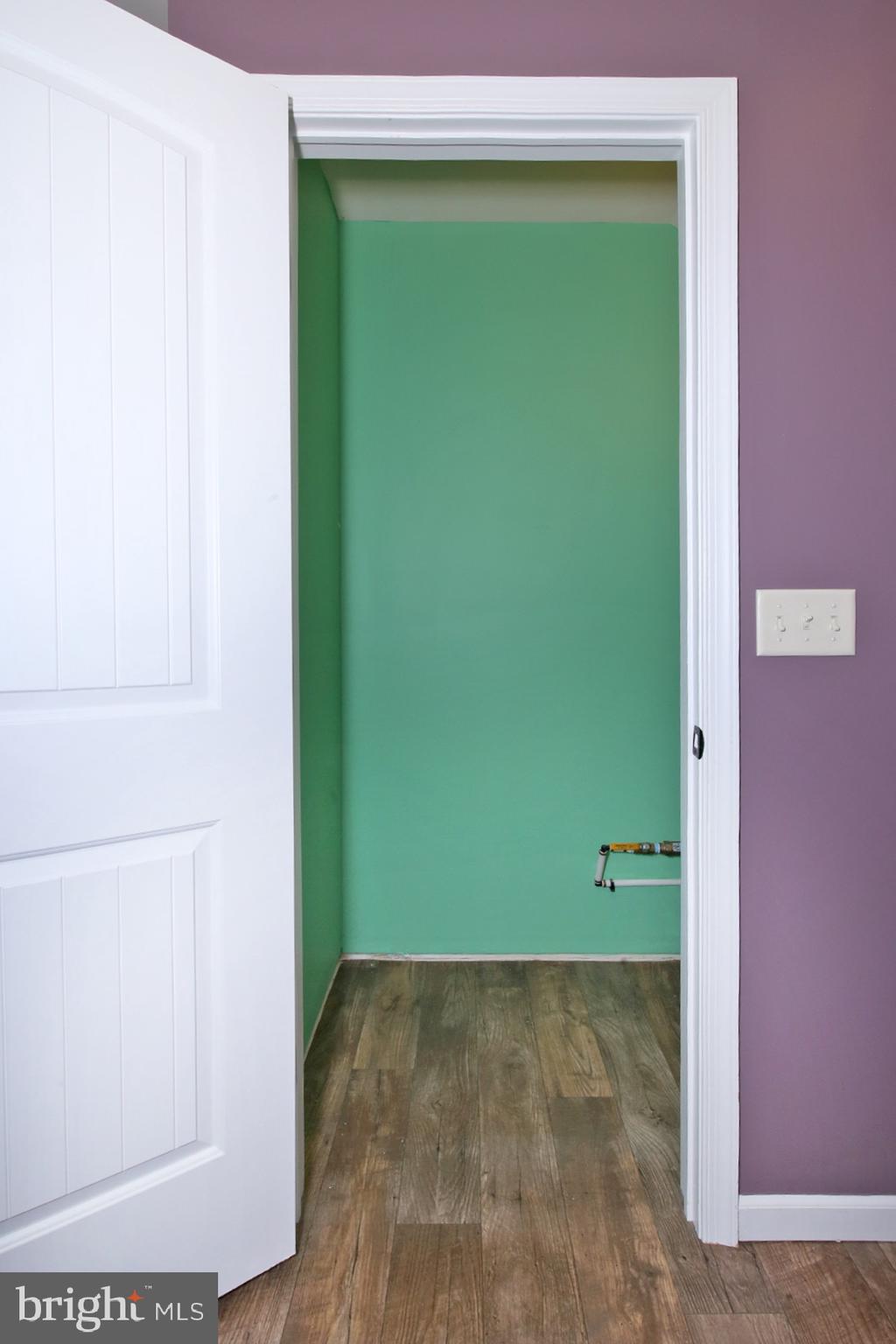 TRAIL SIDE - Residential