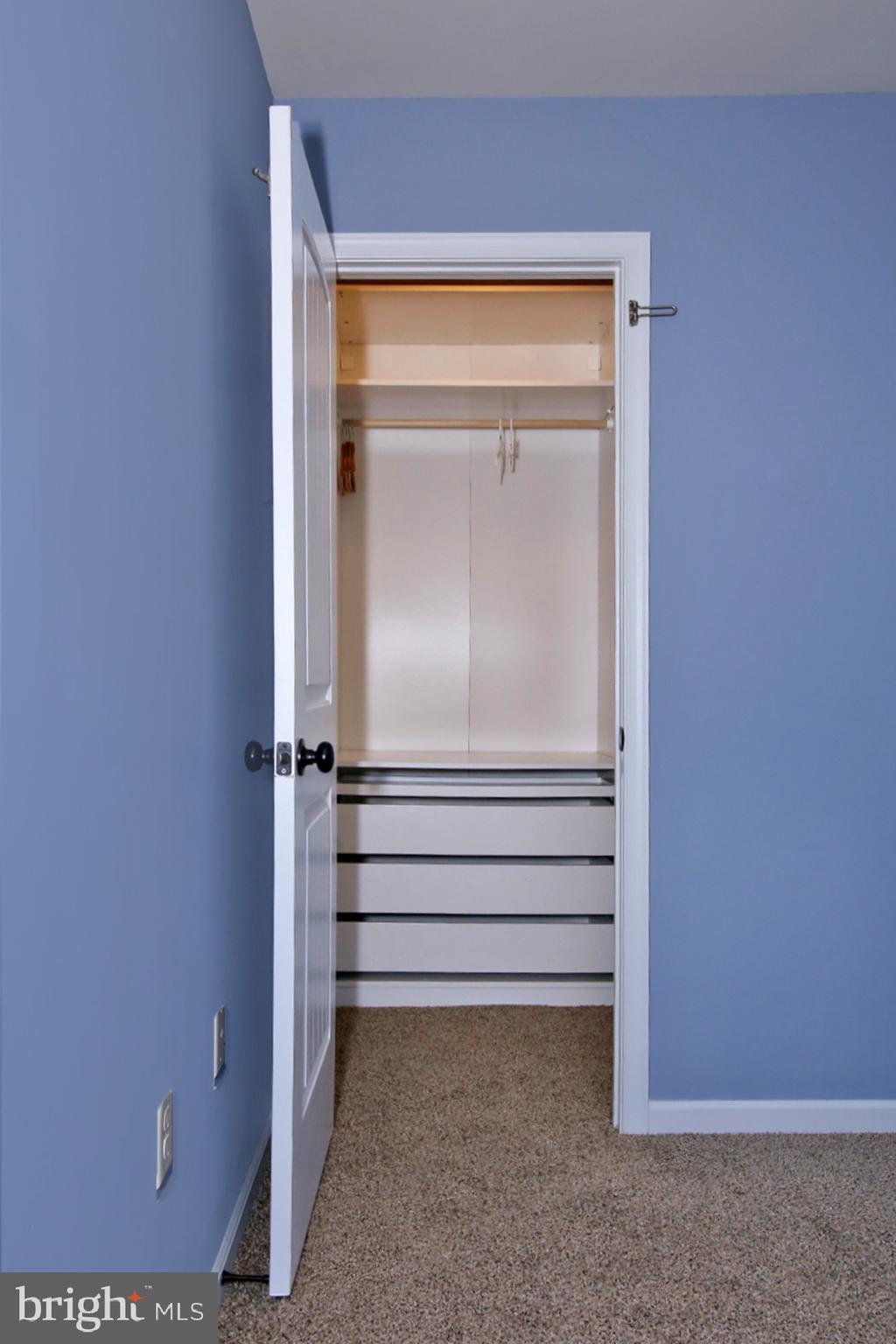 TRAIL SIDE - Residential