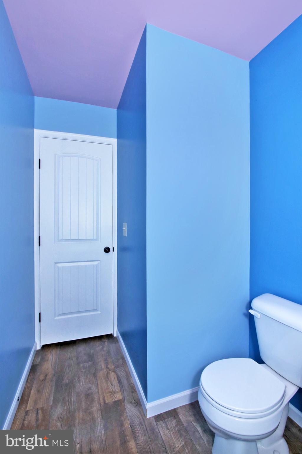 TRAIL SIDE - Residential