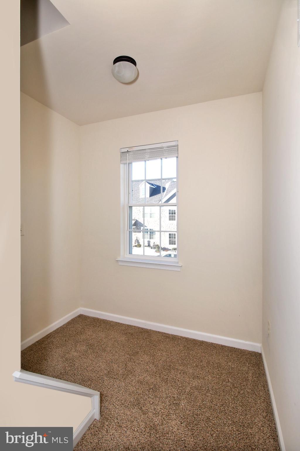 TRAIL SIDE - Residential