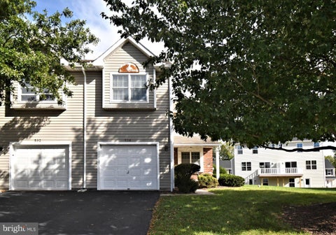 Townhouse For Sale - 536 6th Street<br/> Montgomery County, PENNSBURG, PA 18073