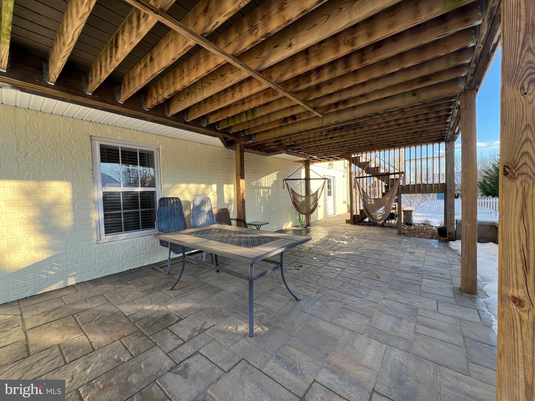 REDWOOD LAKES - Residential