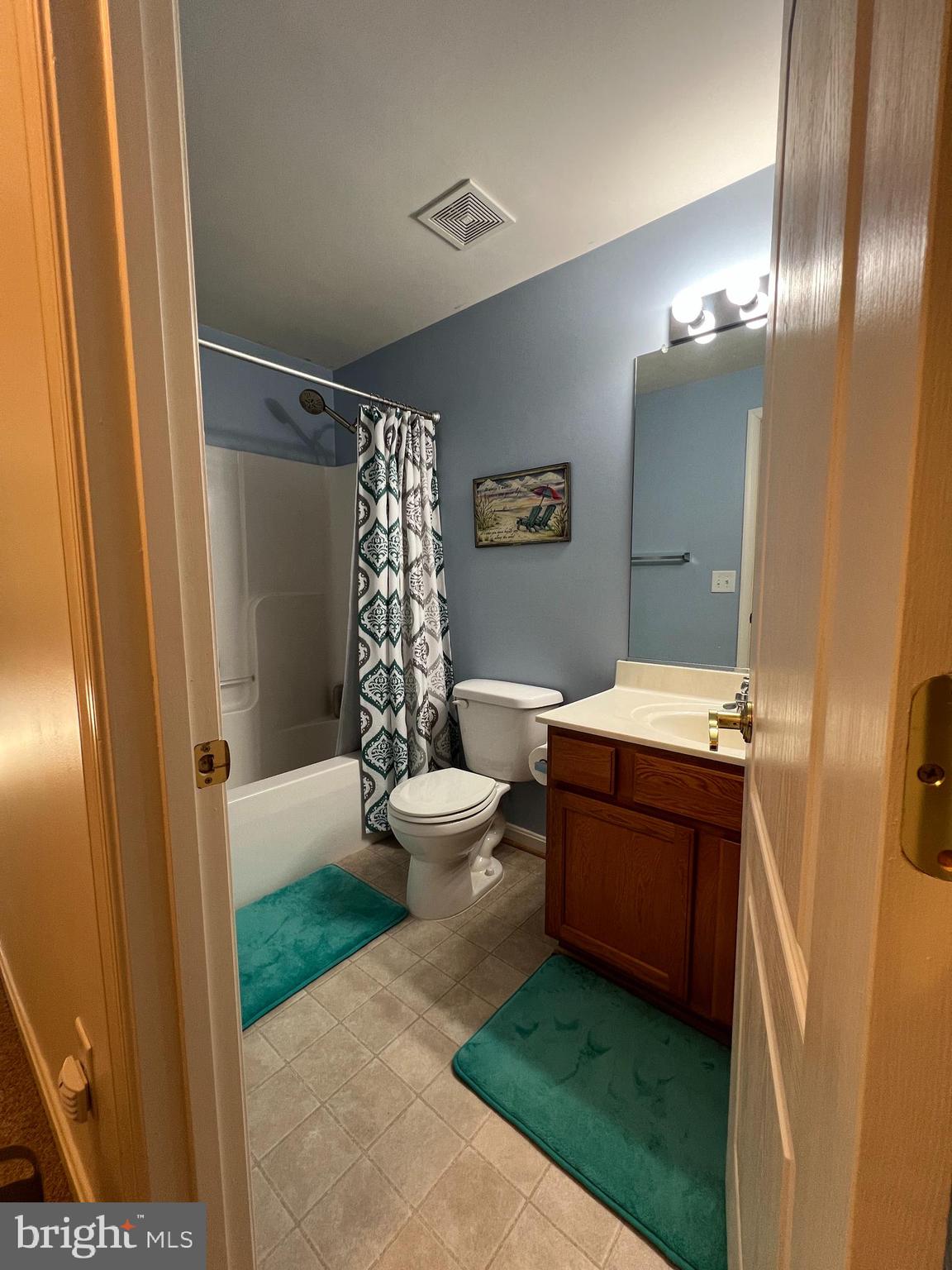 REDWOOD LAKES - Residential