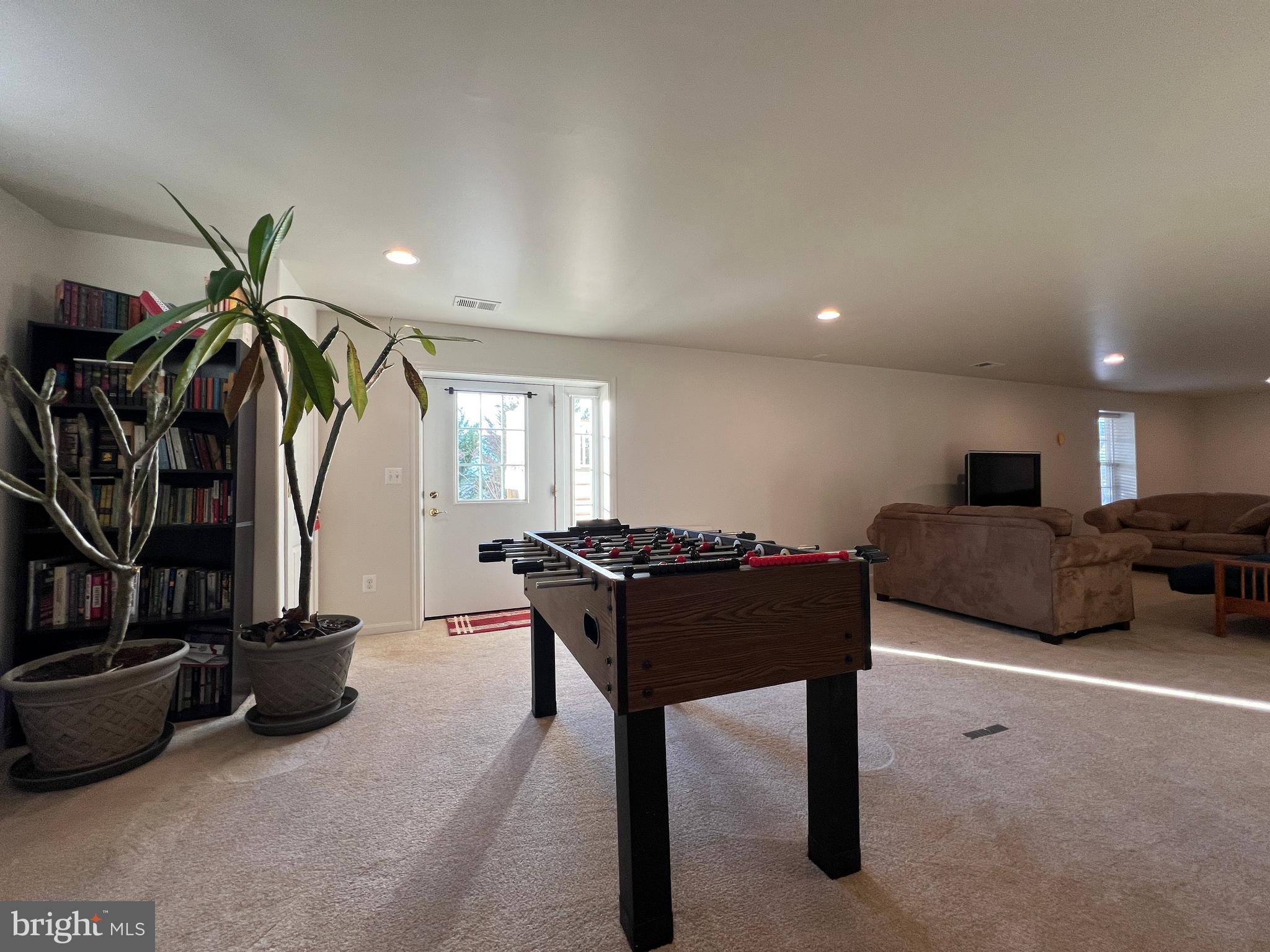 REDWOOD LAKES - Residential