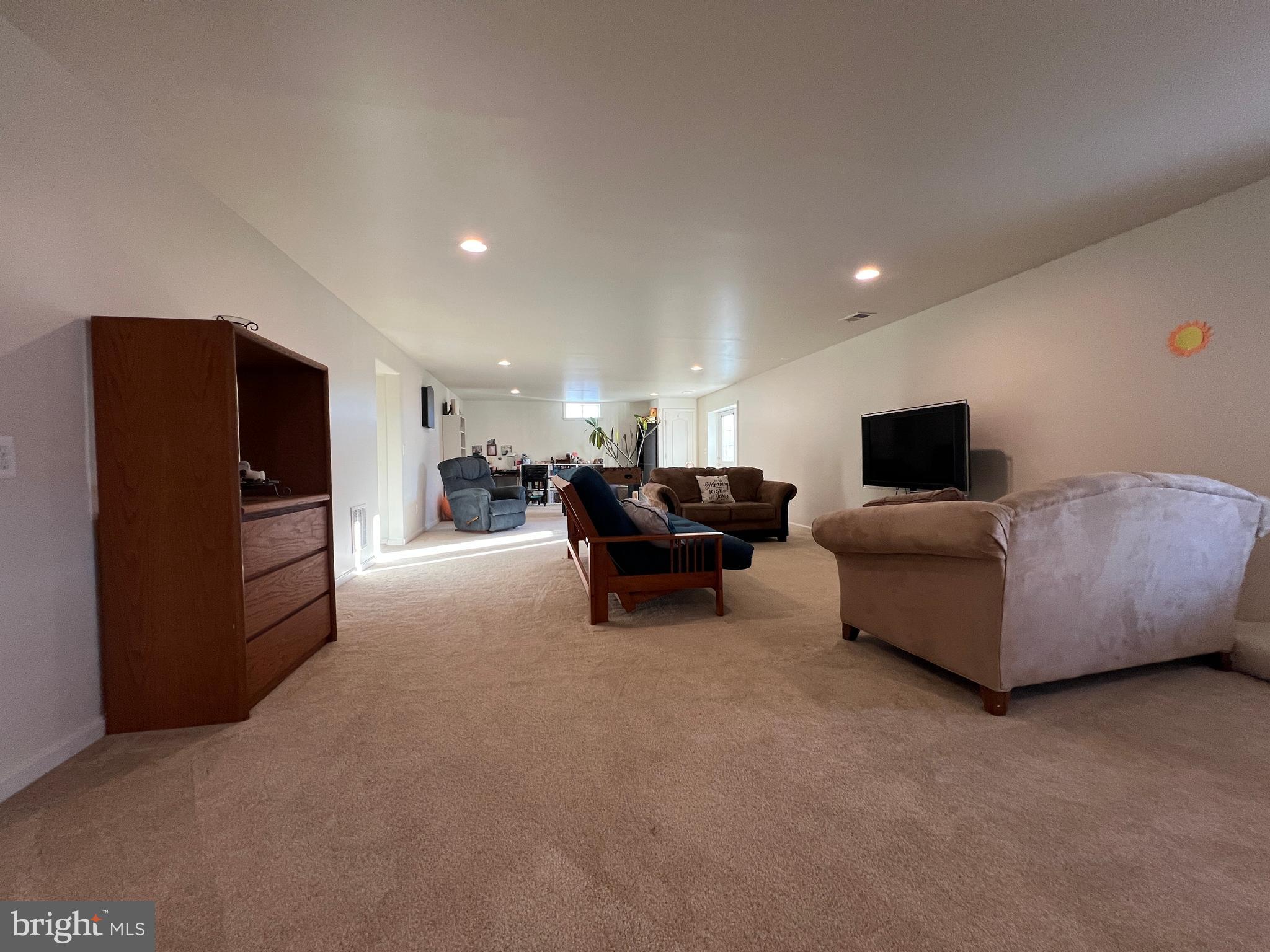 REDWOOD LAKES - Residential