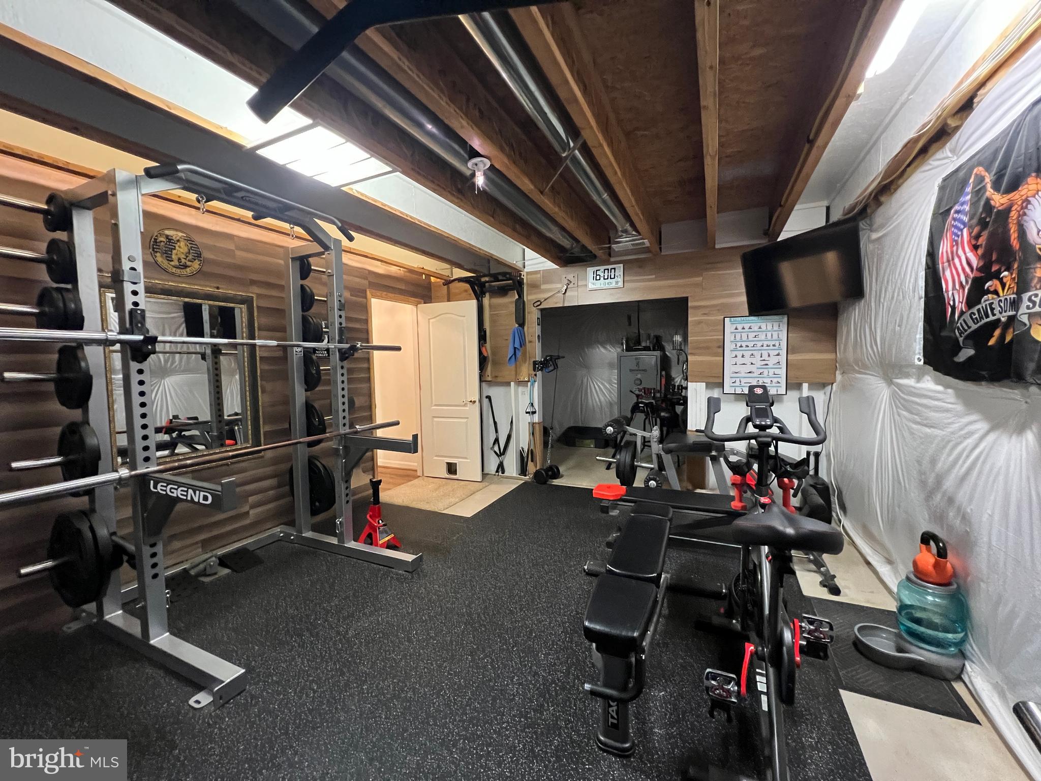 REDWOOD LAKES - Residential