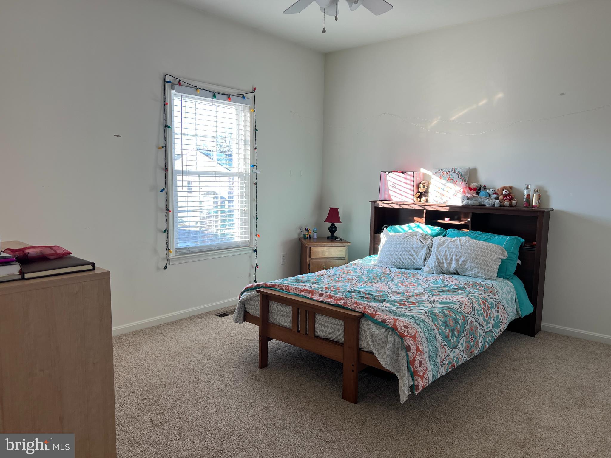 REDWOOD LAKES - Residential