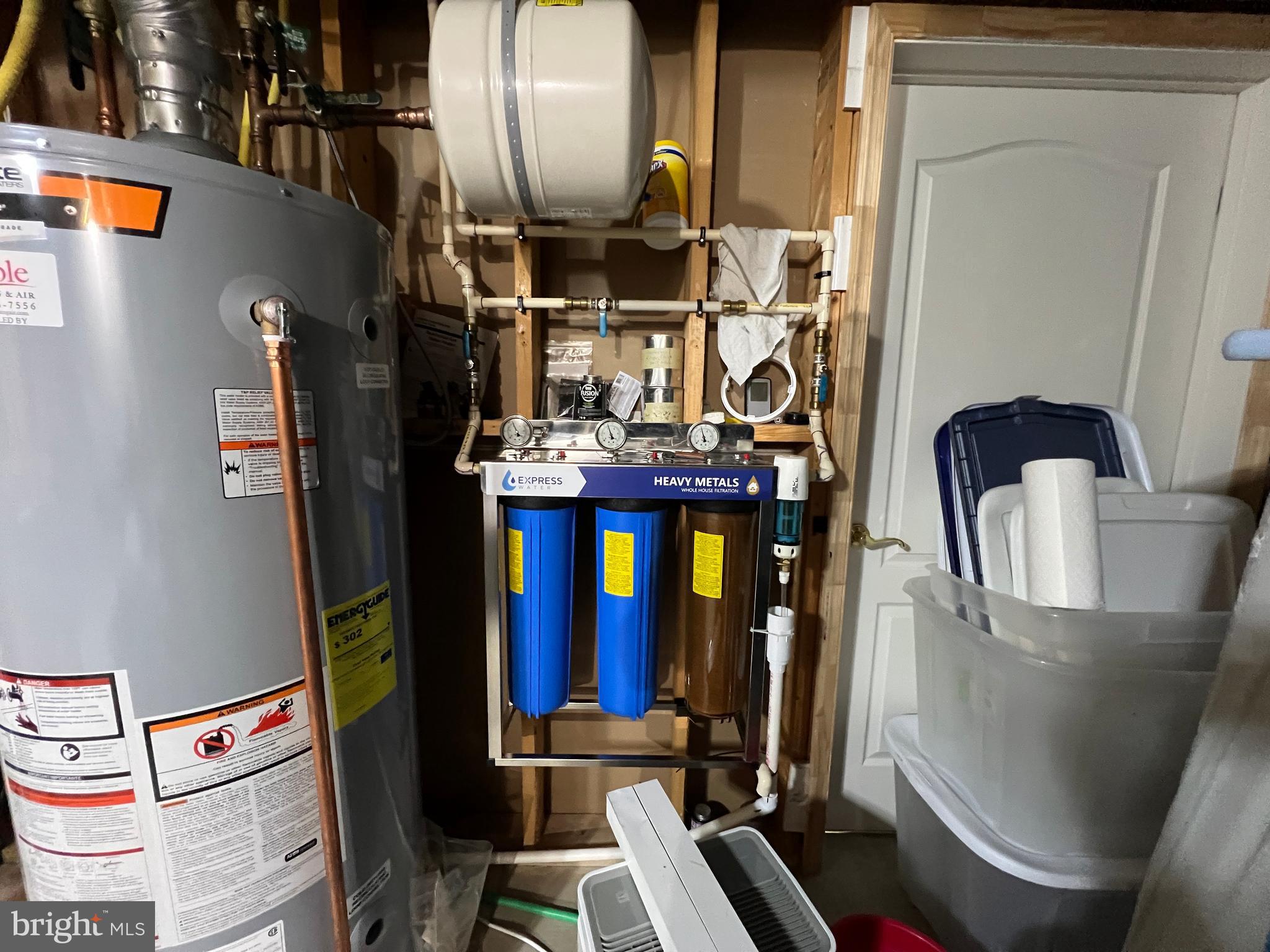 REDWOOD LAKES - Residential