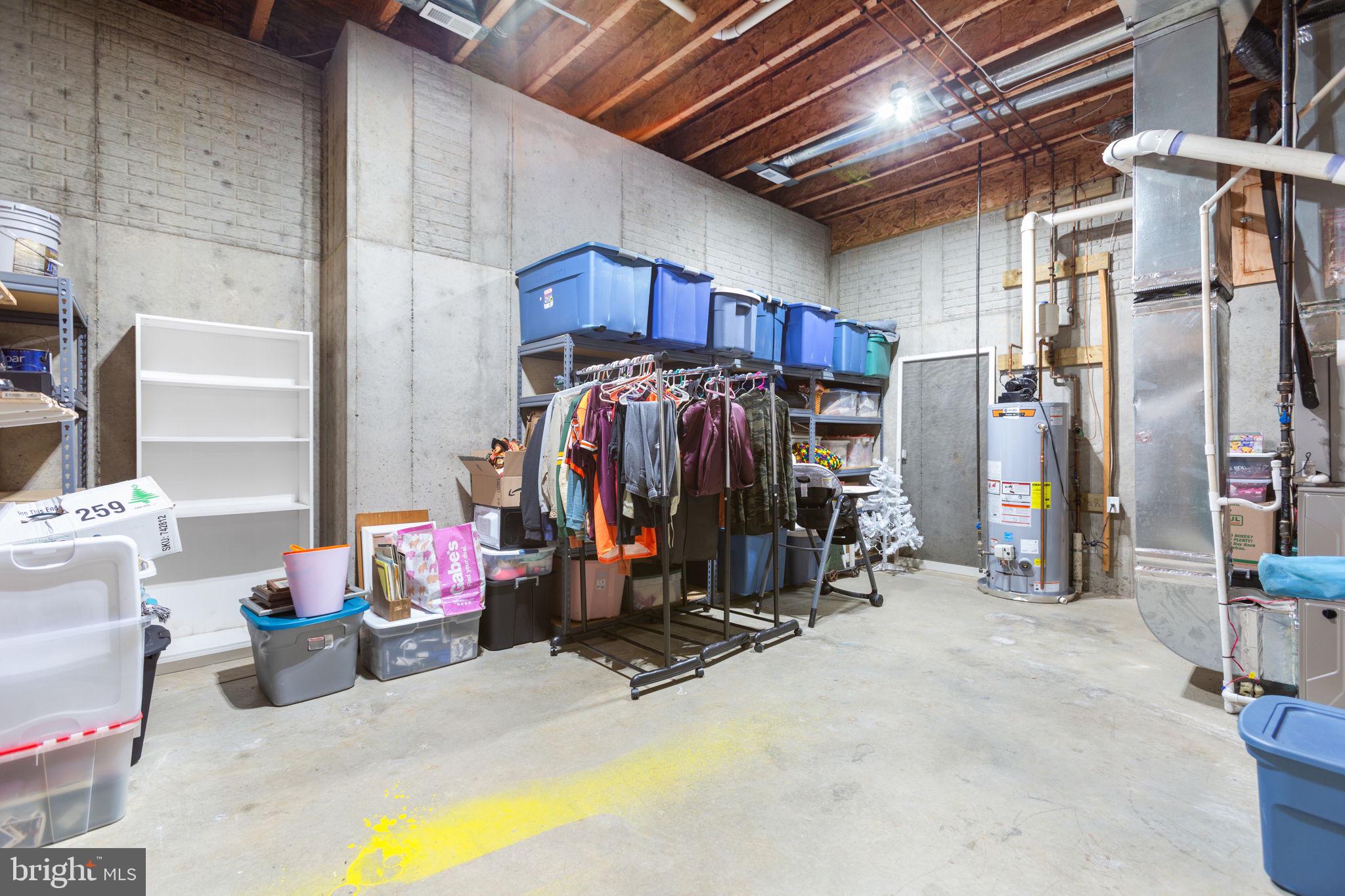 HILLS AT SNOWDEN - Residential