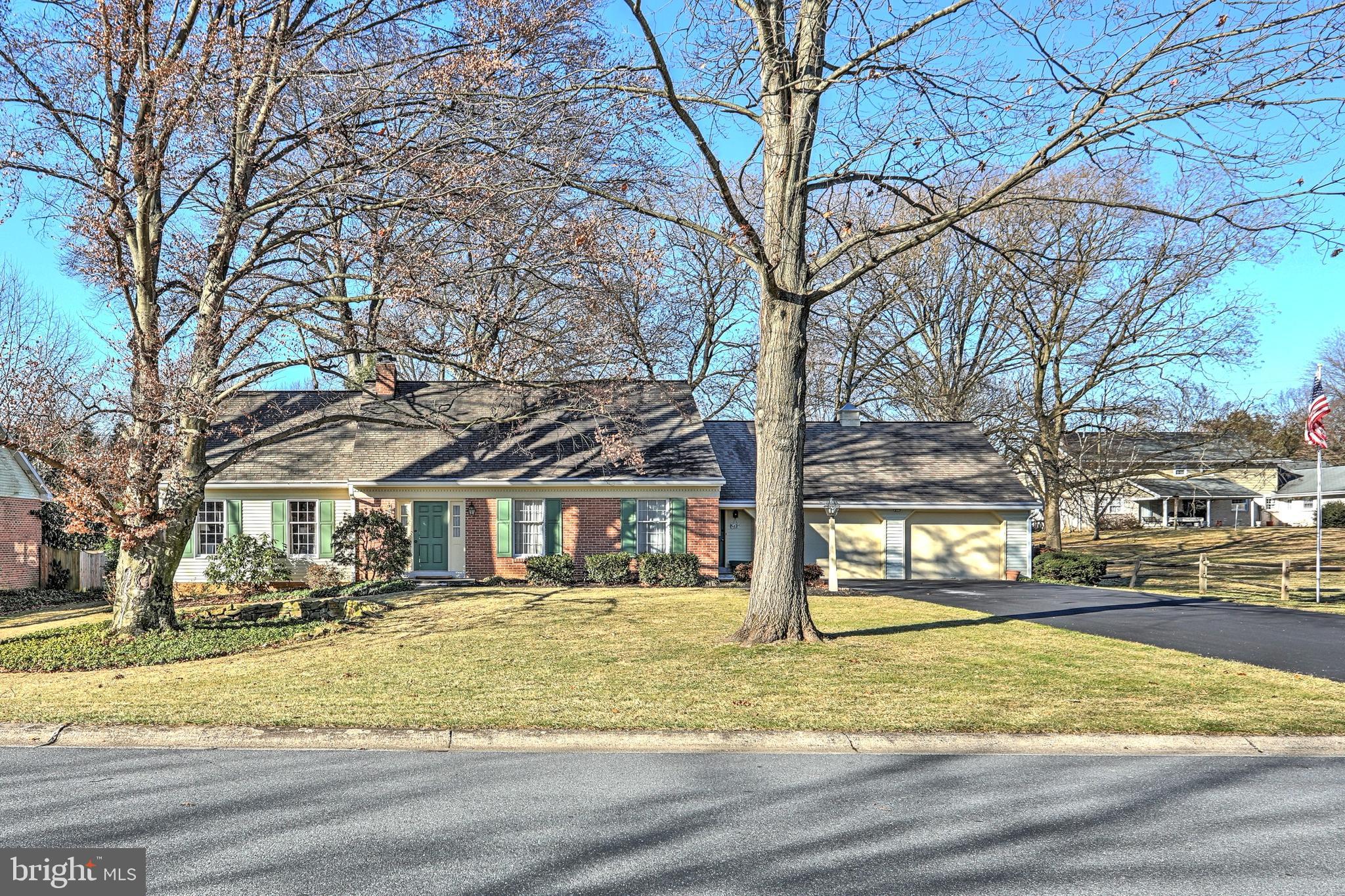 BARRCREST - Residential