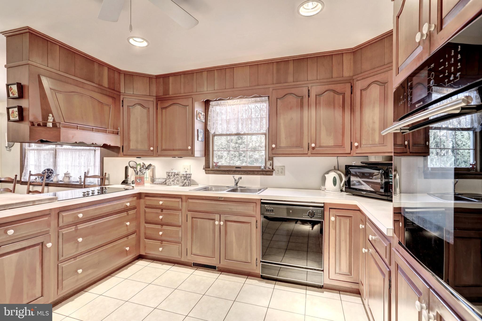 BARRCREST - Residential