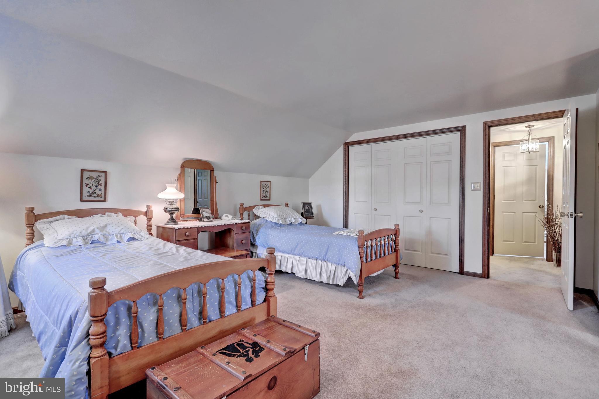 BARRCREST - Residential