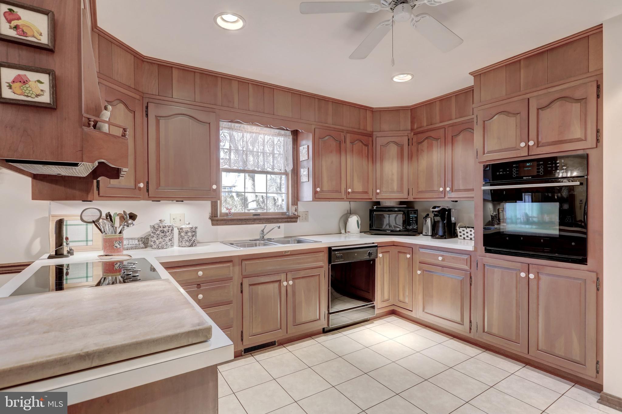 BARRCREST - Residential