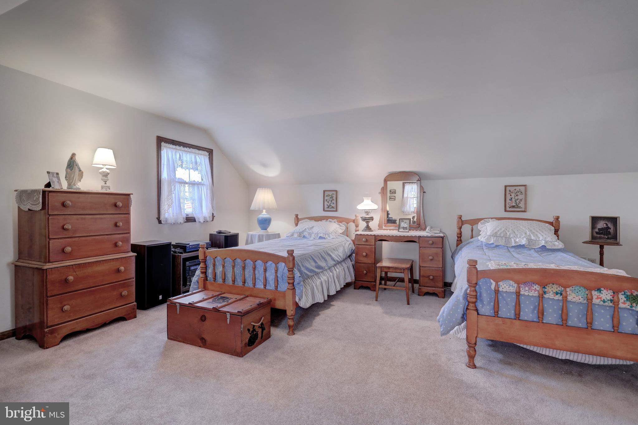 BARRCREST - Residential