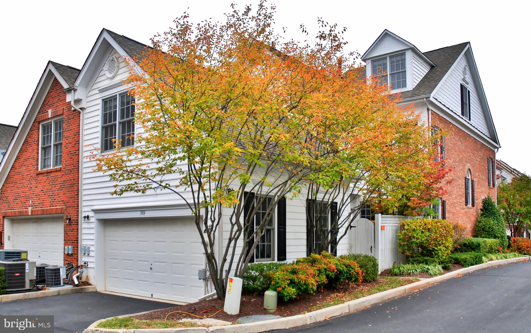 FALLSGROVE - Residential Lease