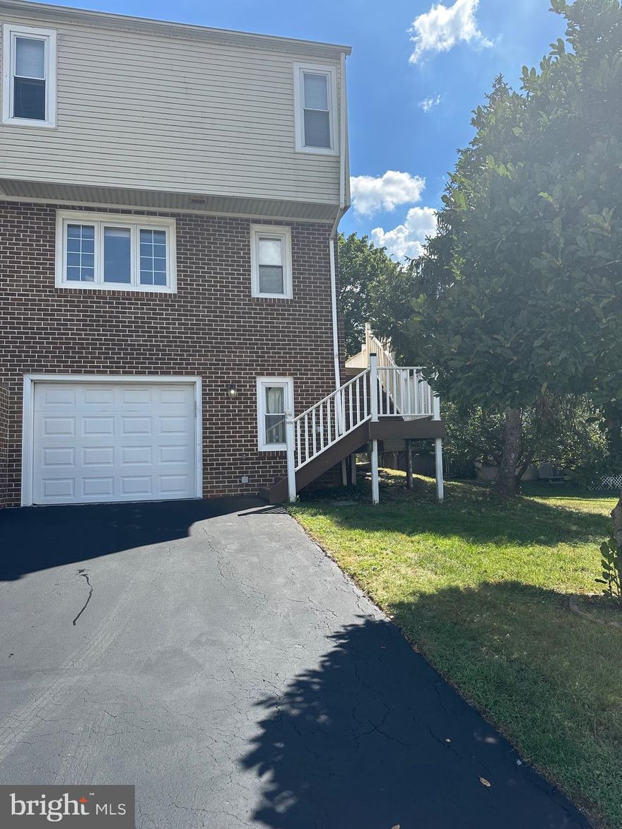 Great townhome with garage and outdoor area in highly desirable King  of Prussia. Upper Merion School district. Fabulous location- within a short commute to Center City Philadelphia and Phila International  Airport