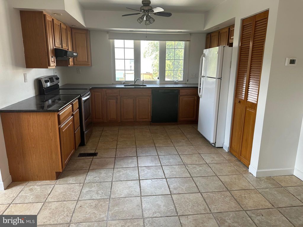 Photo of 117 Hamlet Drive, KING OF PRUSSIA, PA 19406 (MLS # PAMC2153704)