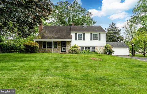 1421 MANOR LANE BLUE BELL PA 19422